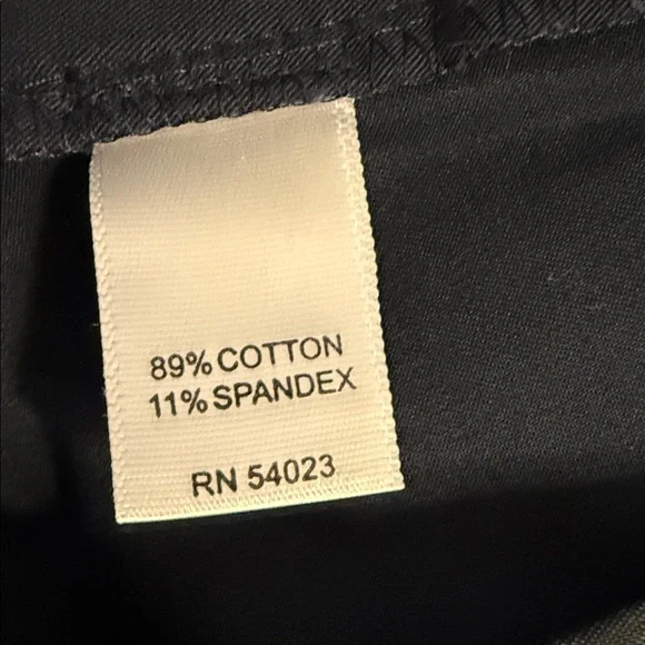 Banana Republic Navy Cuffed Culottes | Martin Fit Stretch | Size 4 | NWOT - Picture 5 of 5